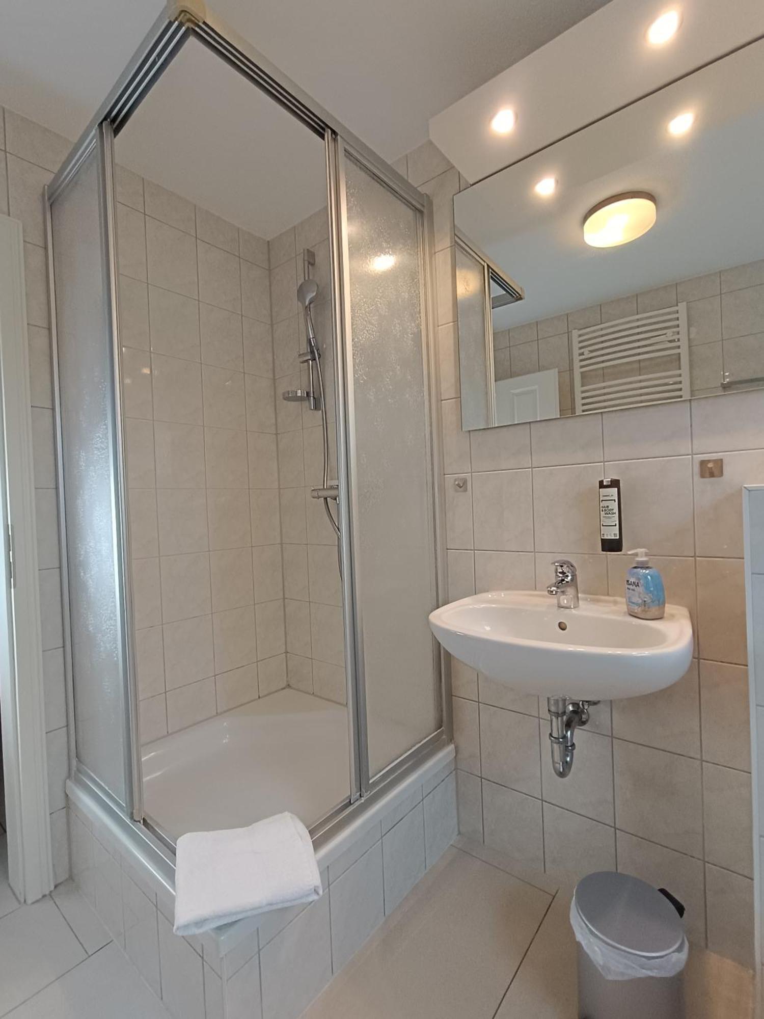 Haus Nemo - Appartement 5, Gemuetliches Appartement Mit Strandkorb, Strandnah 50 M Heringsdorf  Extérieur photo